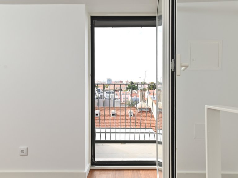Apartment for Sale in Arroios, Lisboa, Lisbon, Portugal 27