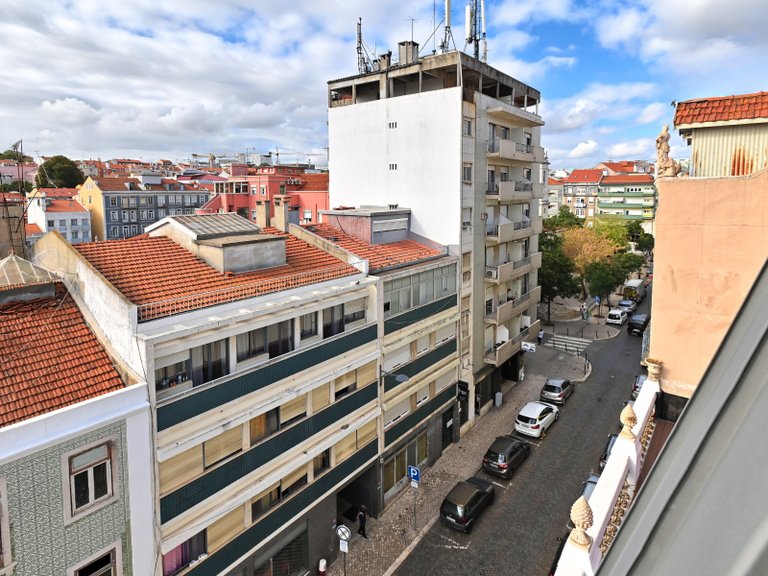 Apartment for Sale in Arroios, Lisboa, Lisbon, Portugal 28