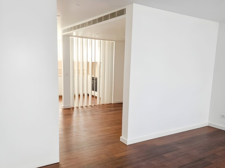 Apartment for Sale in Arroios, Lisboa, Lisbon, Portugal 3
