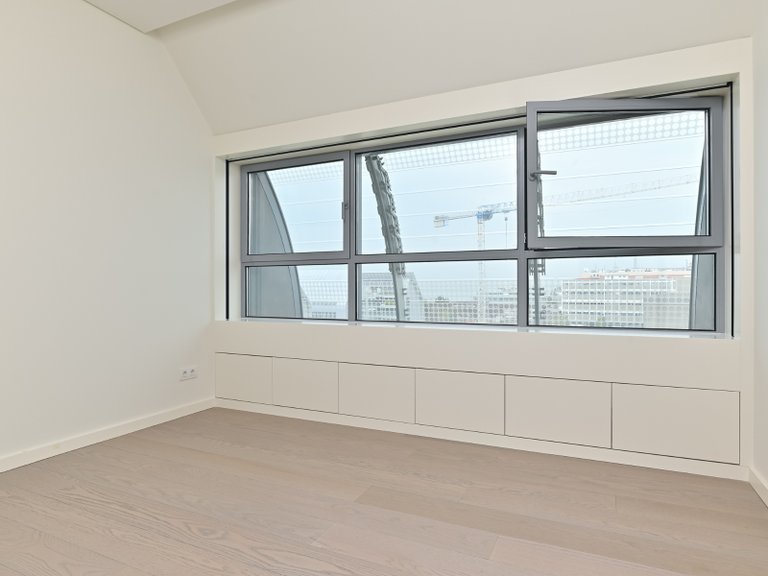 Apartment for Sale in Marvila, Lisboa, Lisbon, Portugal 4
