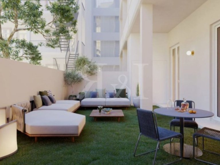 Apartment for Sale in Avenidas Novas, Lisboa, Lisbon, Portugal 1