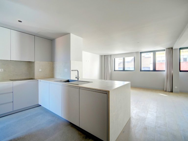 Apartment for Sale in Avenidas Novas, Lisboa, Lisbon, Portugal 5