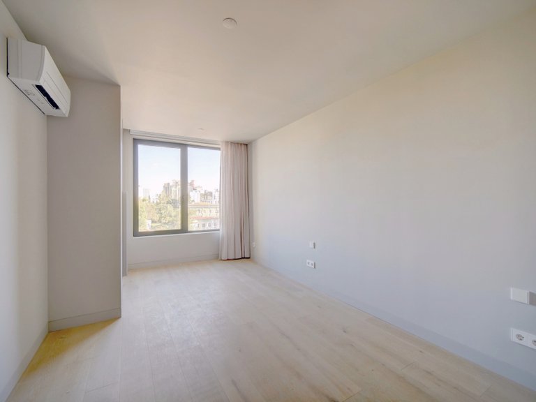Apartment for Sale in Avenidas Novas, Lisboa, Lisbon, Portugal 13