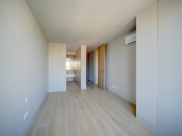 Apartment for Sale in Avenidas Novas, Lisboa, Lisbon, Portugal 14
