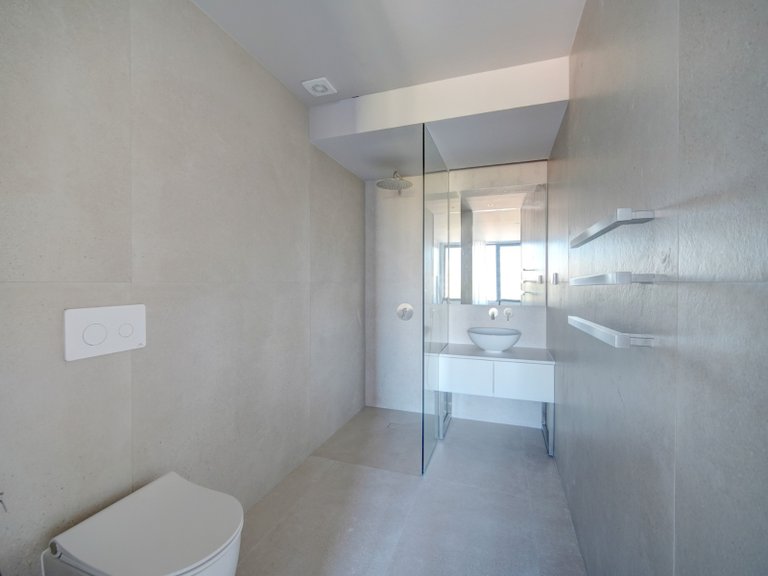 Apartment for Sale in Avenidas Novas, Lisboa, Lisbon, Portugal 15