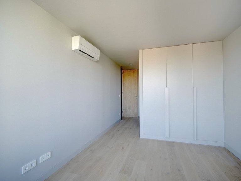 Apartment for Sale in Avenidas Novas, Lisboa, Lisbon, Portugal 21