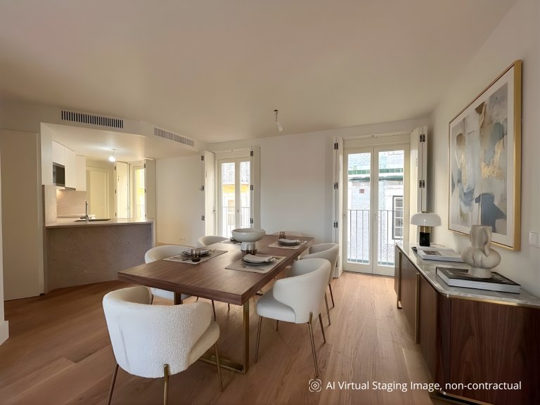 Apartment for Sale in Santo António, Lisboa, Lisbon, Portugal 1