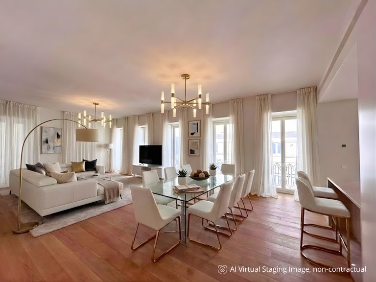 Apartment for Sale in Santo António, Lisboa, Lisbon, Portugal 1