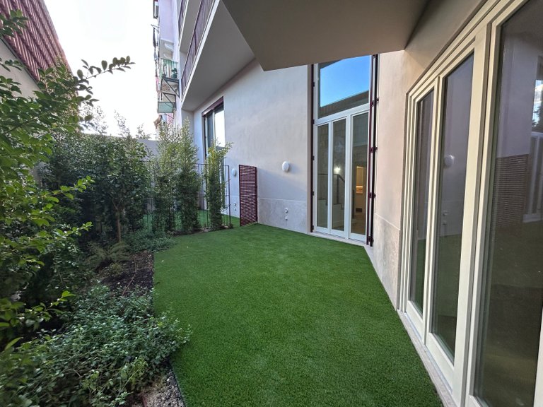 Apartment for Sale in Santo António, Lisboa, Lisbon, Portugal 2