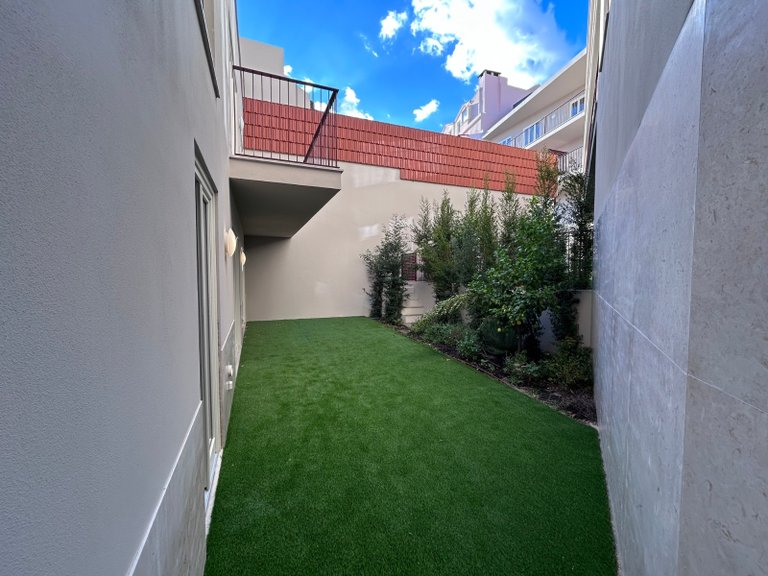 Apartment for Sale in Santo António, Lisboa, Lisbon, Portugal 6