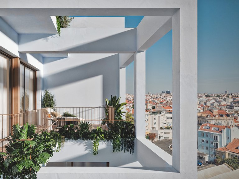 Apartment for Sale in Arroios, Lisboa, Lisbon, Portugal 1