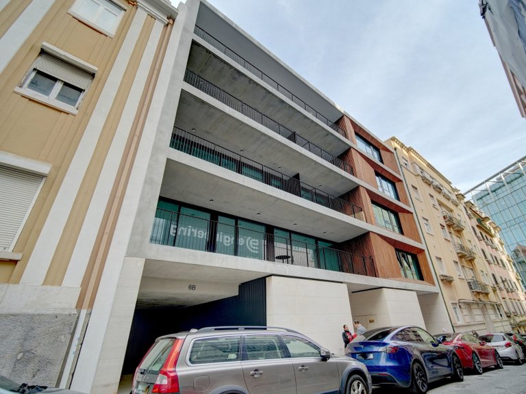 Apartment for Sale in Avenidas Novas, Lisboa, Lisbon, Portugal 21