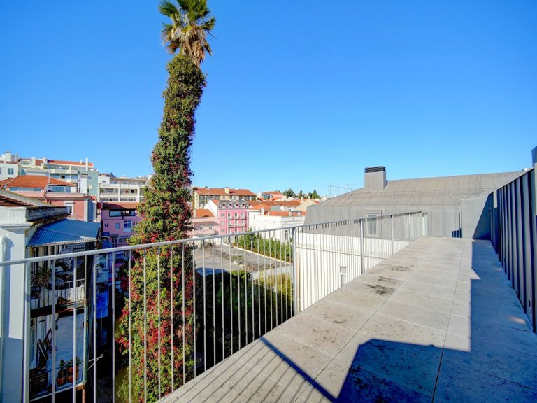 Apartment for Sale in Estrela, Lisboa, Lisbon, Portugal 17