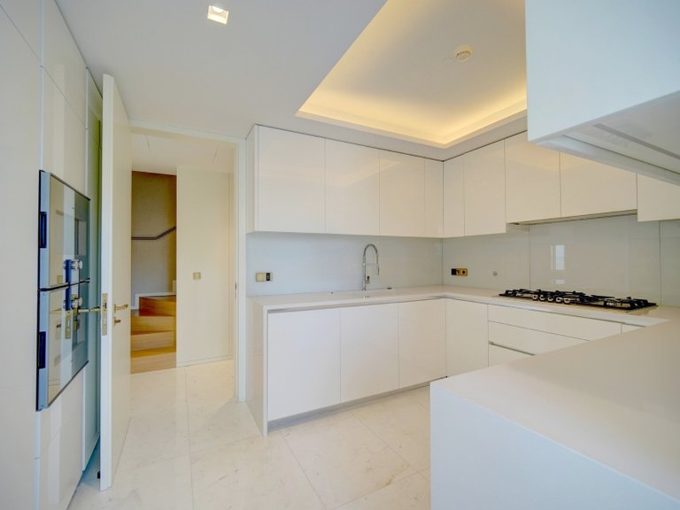 Apartment for Sale in Estrela, Lisboa, Lisbon, Portugal 20