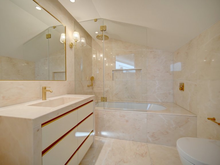 Apartment for Sale in Estrela, Lisboa, Lisbon, Portugal 22