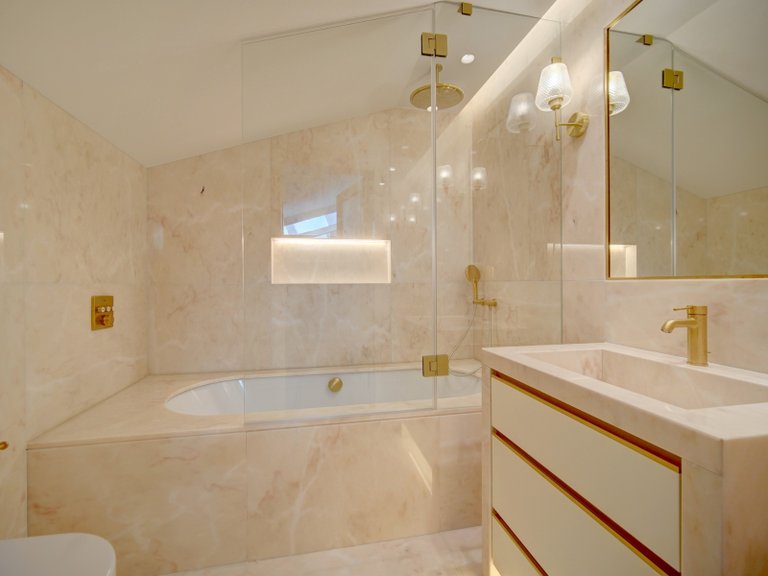 Apartment for Sale in Estrela, Lisboa, Lisbon, Portugal 23