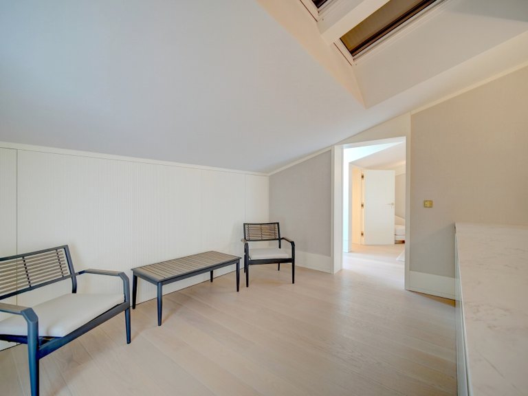 Apartment for Sale in Estrela, Lisboa, Lisbon, Portugal 28