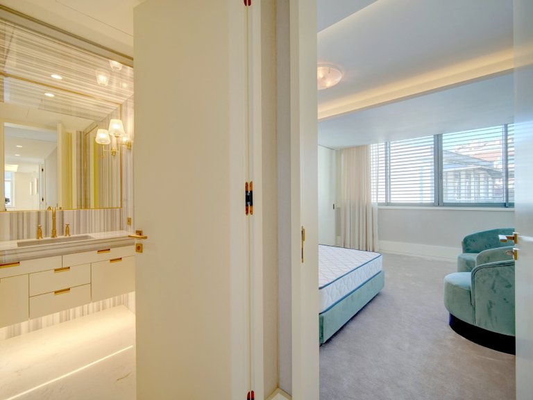 Apartment for Sale in Estrela, Lisboa, Lisbon, Portugal 41