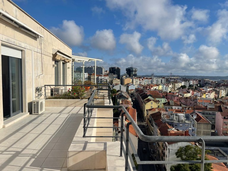 Apartment for Sale in Campolide, Lisboa, Lisbon, Portugal 2