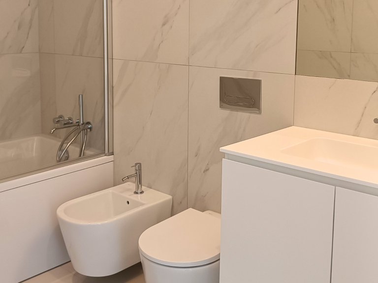 Apartment for Sale in Avenidas Novas, Lisboa, Lisbon, Portugal 8