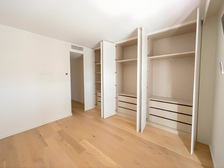 Apartment for Sale in Avenidas Novas, Lisboa, Lisbon, Portugal 12