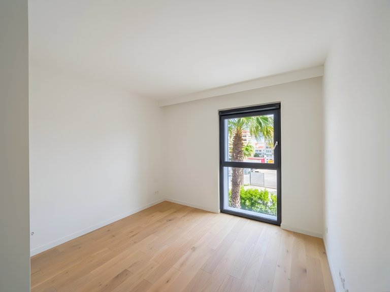 Apartment for Sale in Avenidas Novas, Lisboa, Lisbon, Portugal 21