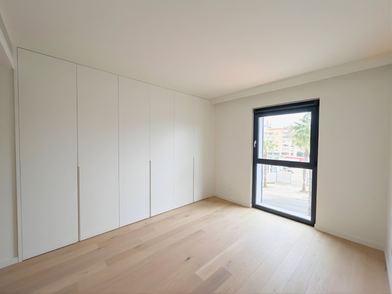 Apartment for Sale in Avenidas Novas, Lisboa, Lisbon, Portugal 11
