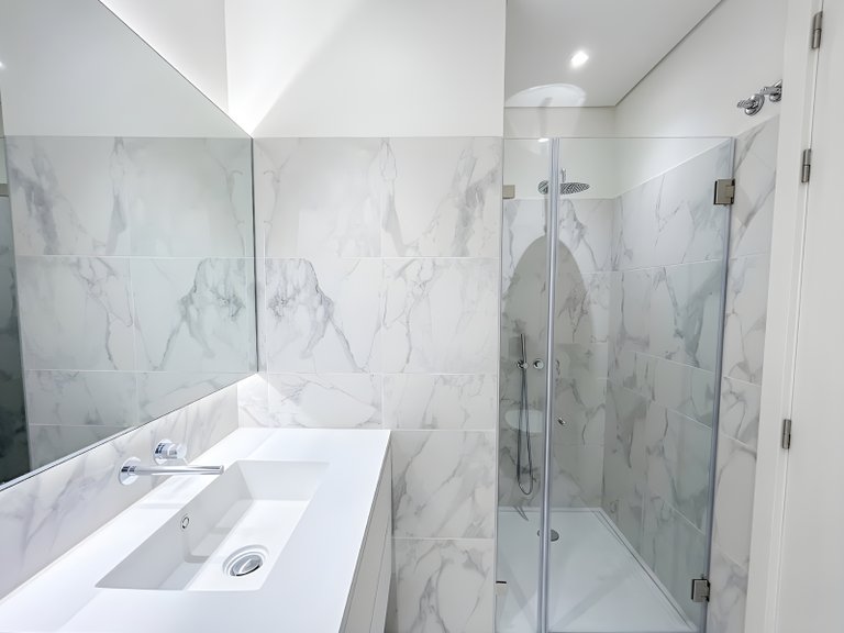 Apartment for Sale in Arroios, Lisboa, Lisbon, Portugal 13