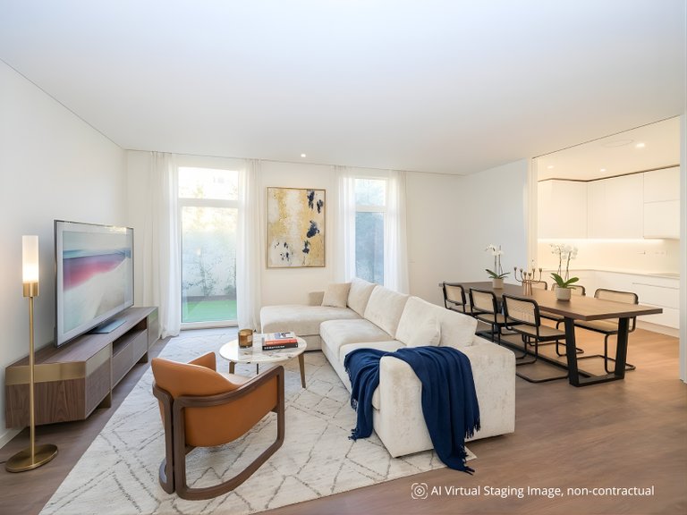 Apartment for Sale in Arroios, Lisboa, Lisbon, Portugal 1