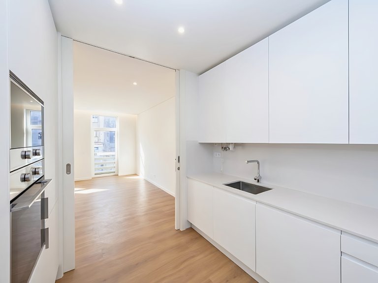 Apartment for Sale in Arroios, Lisboa, Lisbon, Portugal 4