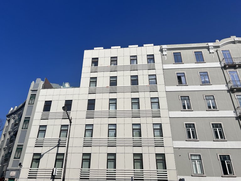 Apartment for Sale in Arroios, Lisboa, Lisbon, Portugal 16