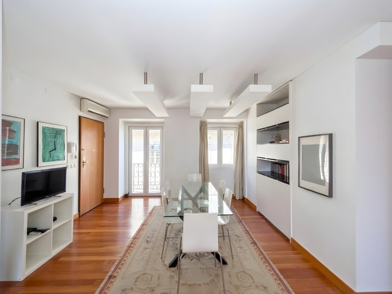 Apartment for Sale in Misericórdia, Lisboa, Lisbon, Portugal 5