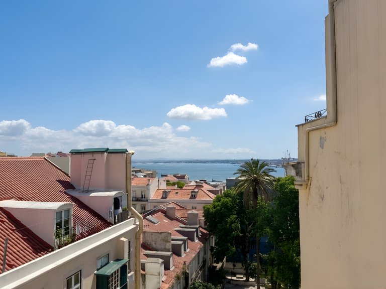 Apartment for Sale in Misericórdia, Lisboa, Lisbon, Portugal 24