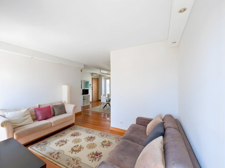Apartment for Sale in Misericórdia, Lisboa, Lisbon, Portugal 6