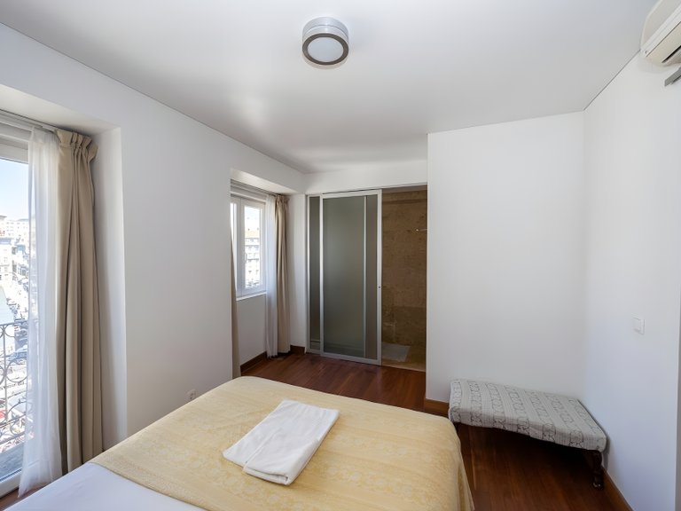 Apartment for Sale in Misericórdia, Lisboa, Lisbon, Portugal 14