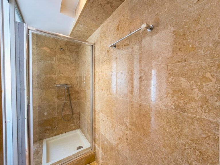 Apartment for Sale in Misericórdia, Lisboa, Lisbon, Portugal 16