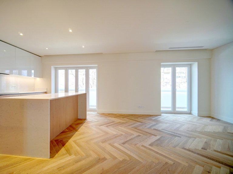 Apartment for Sale in Avenidas Novas, Lisboa, Lisbon, Portugal 9
