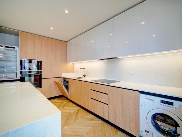 Apartment for Sale in Avenidas Novas, Lisboa, Lisbon, Portugal 7
