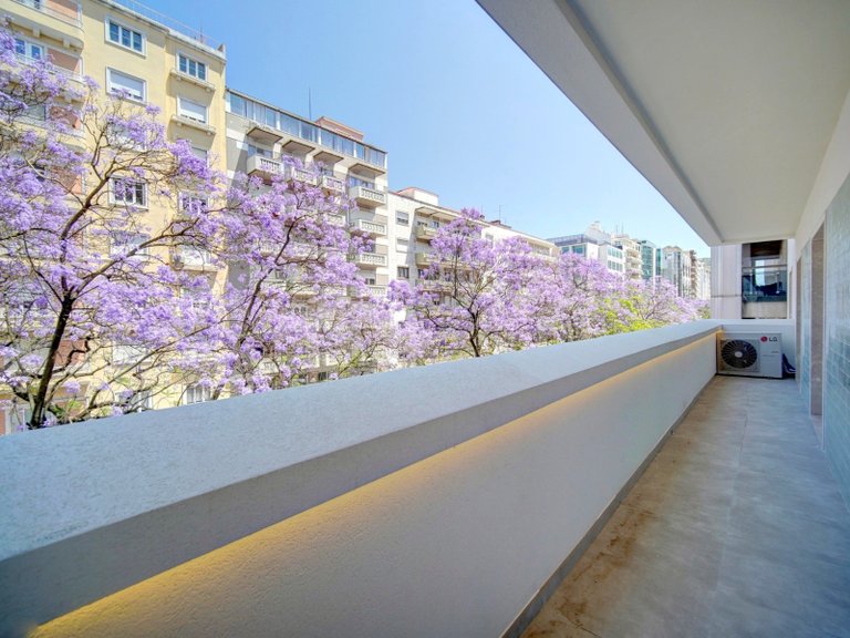 Apartment for Sale in Avenidas Novas, Lisboa, Lisbon, Portugal 11