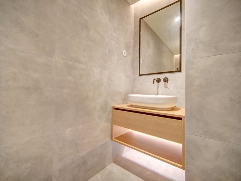 Apartment for Sale in Avenidas Novas, Lisboa, Lisbon, Portugal 21