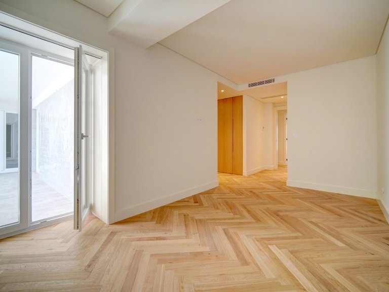 Apartment for Sale in Avenidas Novas, Lisboa, Lisbon, Portugal 34