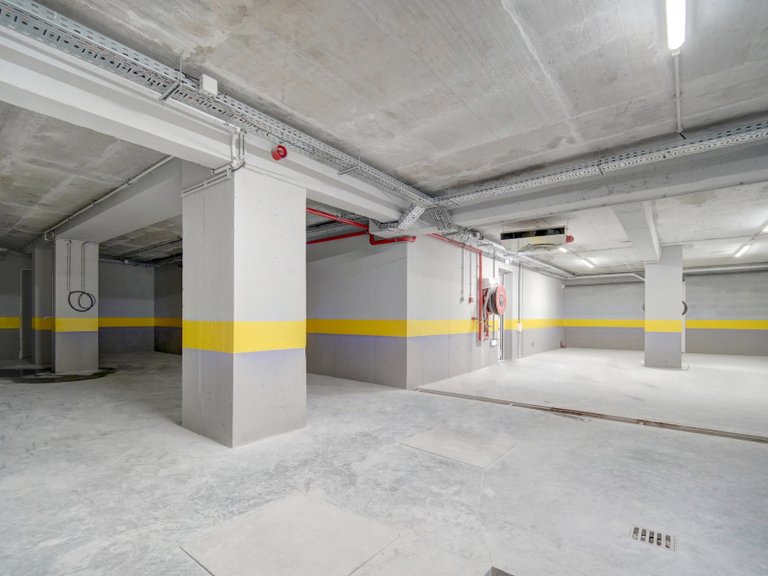 Apartment for Sale in Avenidas Novas, Lisboa, Lisbon, Portugal 36