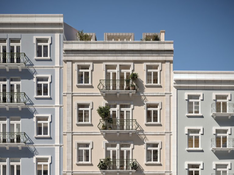 Apartment for Sale in Santo António, Lisboa, Lisbon, Portugal 10