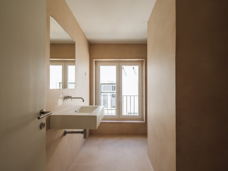 Apartment for Sale in Santa Maria Maior, Lisboa, Lisbon, Portugal 10