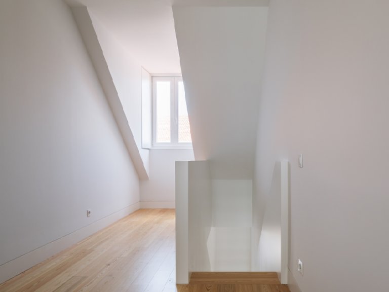Apartment for Sale in Santa Maria Maior, Lisboa, Lisbon, Portugal 17
