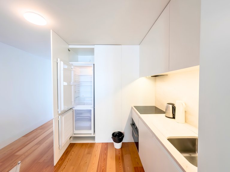 Apartment for Sale in Santa Maria Maior, Lisboa, Lisbon, Portugal 5