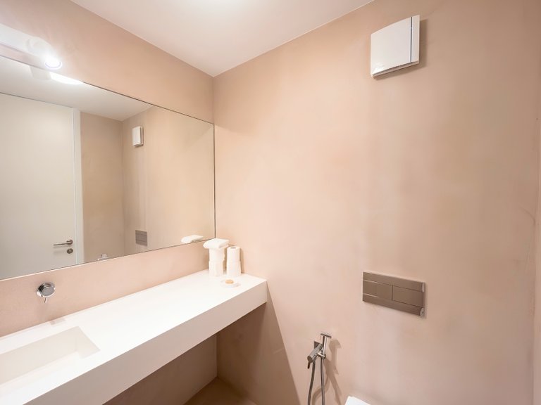 Apartment for Sale in Santa Maria Maior, Lisboa, Lisbon, Portugal 7