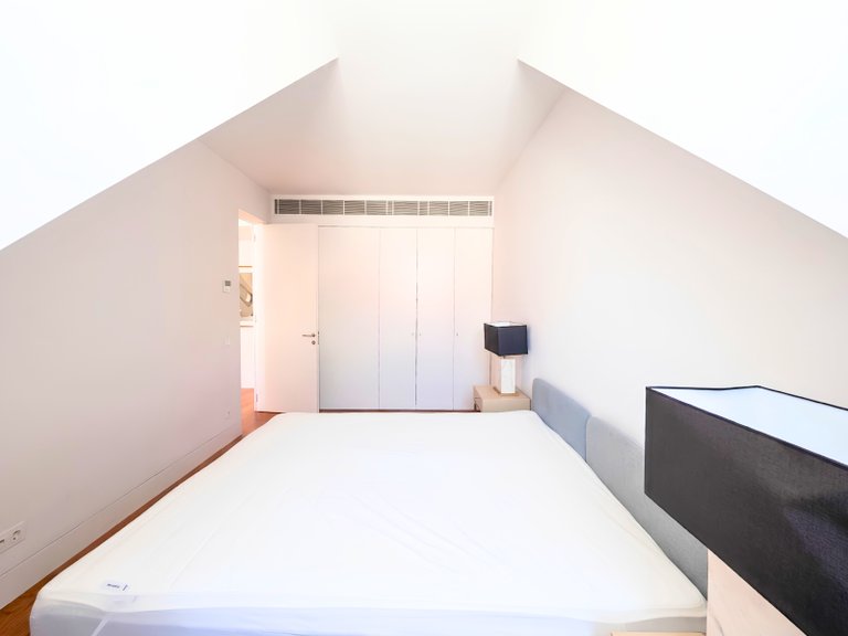 Apartment for Sale in Santa Maria Maior, Lisboa, Lisbon, Portugal 21