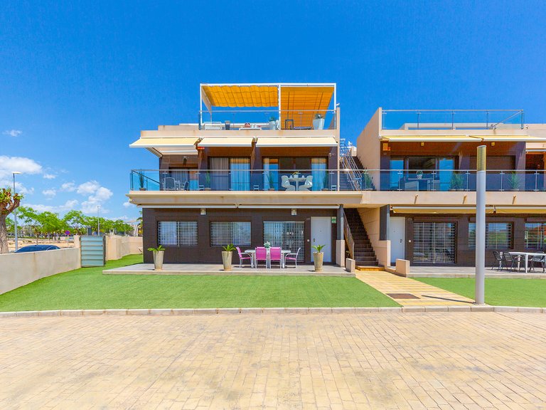 Town House for Sale in Torre De La Horadada, Alicante 1