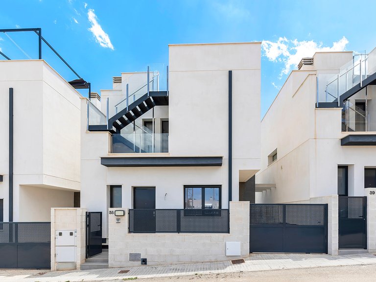 Villa for Sale in PAU 26, Orihuela Costa, Alicante 28